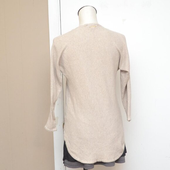 Michael Kors Women's Quarter Sleeve Top Pre Owned MEDIUM - Picture 3 of 5